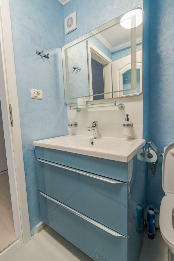 Apartament Luxury By The Sea Mamaia