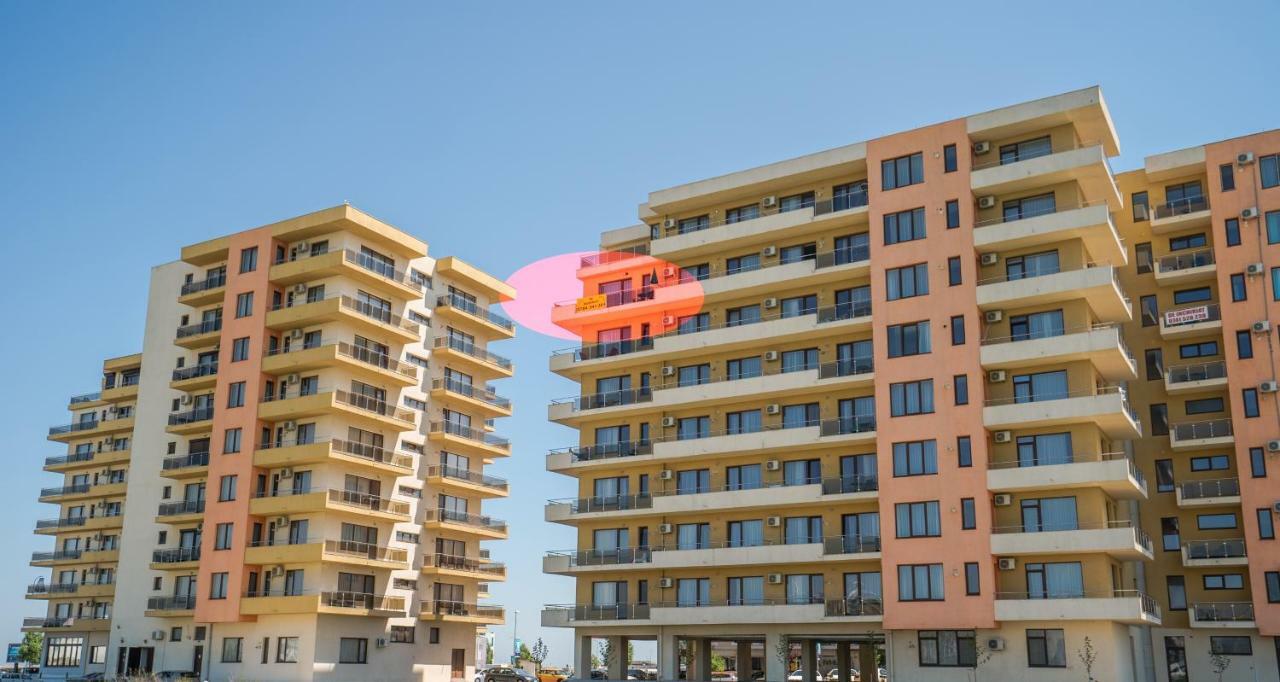Apartament Luxury By The Sea Apartment